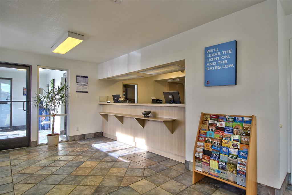 Budgetel Inn & Suites Yuma Interior foto