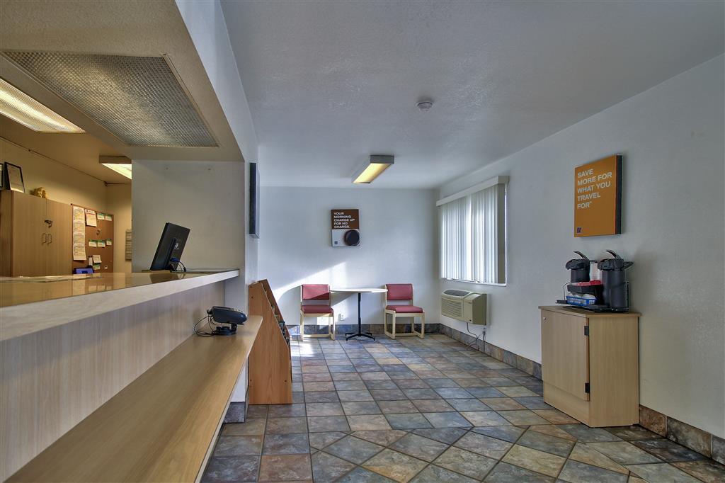 Budgetel Inn & Suites Yuma Interior foto