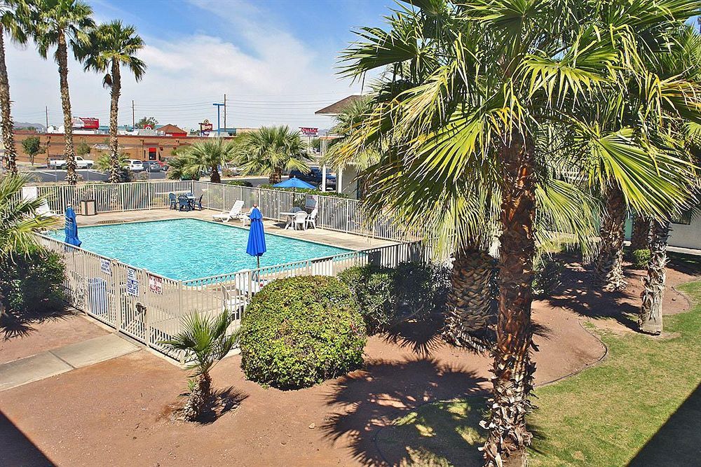 Budgetel Inn & Suites Yuma Exterior foto